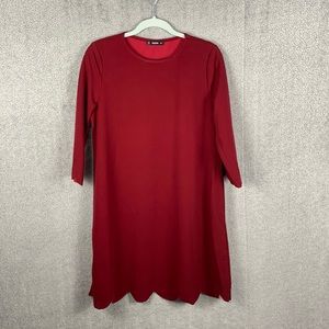 3/4s sleeve long burgundy scalloped dress, never worn